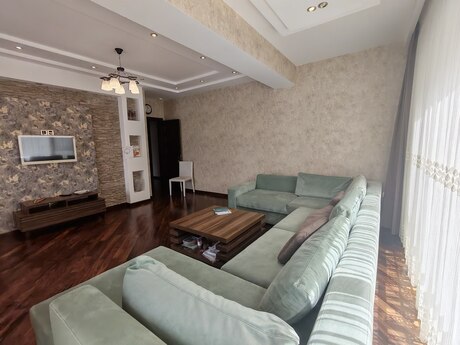Kirayə 3 otaqlı mənzil, 130 m², Park Azure: 1 700 ₼/ay 5