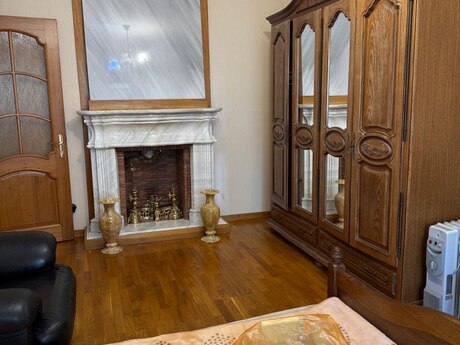 Kirayə 3 otaqlı mənzil, 80 m², İçəri Şəhər: 750 ₼/ay 3