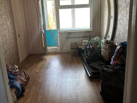 2 otaq · 60 m² · 4/9 mərtəbə, Azadlıq Prospekti