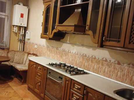 Kirayə 3 otaqlı mənzil, 130 m², Böyükşor: 850 ₼/ay 2