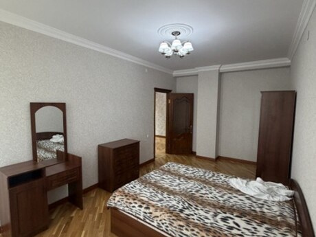 Kirayə 2 otaqlı mənzil, 140 m², Gənclik: 900 ₼/ay 4