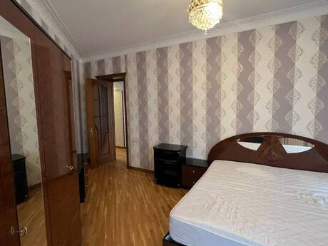 4-room apartment for rent, 123 m², Nizami: 1 099 ₼/mo 4