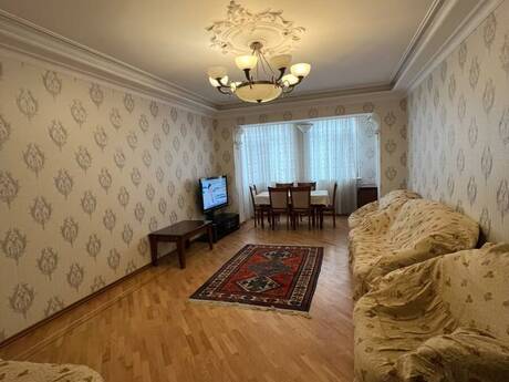 Elan №6409861 - Bakı, Nizami m., 4 otaqlı, 123 m², 3/5 mərtəbə