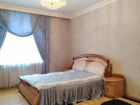 Kirayə 3 otaqlı mənzil, 140 m², Şah İsmayıl Xətai: 1 000 ₼/ay 5
