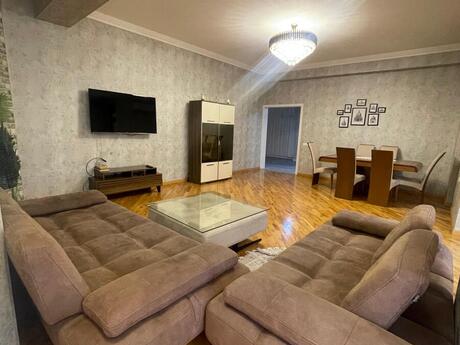 Объявление №6409889 - Баку, Насиминский  р., 3-комн., 157 м², 11/18 этаж
