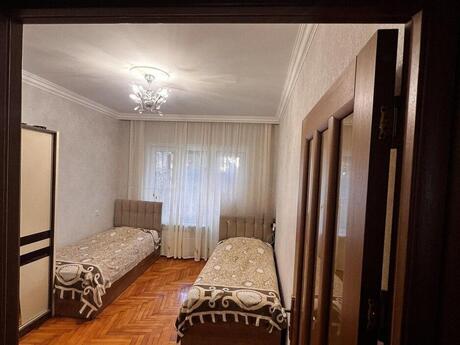 Объявление №6409900 - Баку, пос. Бакиханова, 3-комн., 86 м², 2/9 этаж