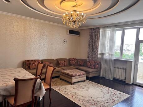 Elan №6409987 - Bakı, 8 Noyabr m., 4 otaqlı, 150 m², 4/18 mərtəbə