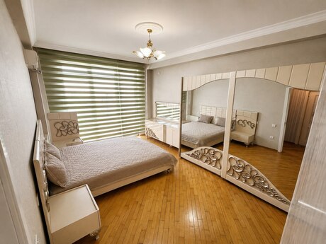 Kirayə 3 otaqlı mənzil, 140 m², Nəriman Nərimanov: 1 050 ₼/ay 2