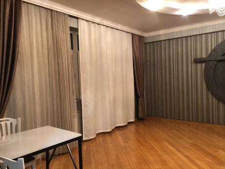Kirayə 2 otaqlı mənzil, 67 m², Şah İsmayıl Xətai: 750 ₼/ay 5