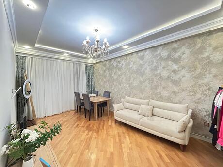 Elan №6410051 - Bakı, Neftçilər m., 2 otaqlı, 70 m², 19/19 mərtəbə