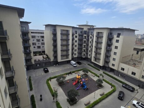 4 otaqlı mənzil, 150 m², Ağ şəhər: 645 000 ₼ 3