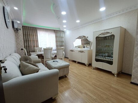 Elan №6410189 - Bakı, Şah İsmayıl Xətai m., 2 otaqlı, 68 m², 7/9 mərtəbə