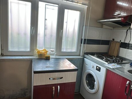 Kirayə 3 otaqlı mənzil, 50 m², Memar Əcəmi: 700 ₼/ay 2