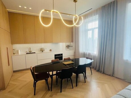 3-комнатная квартира, 85 м², Sahil: 570 000 ₼ 3