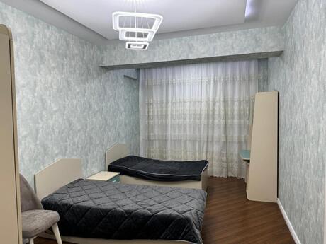 Kirayə 3 otaqlı mənzil, 130 m², 28 May: 1 800 ₼/ay 3