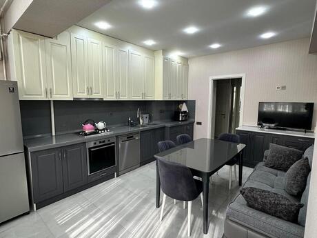 3 otaqlı mənzil, 109 m², 20 Yanvar: 318 000 ₼ 4