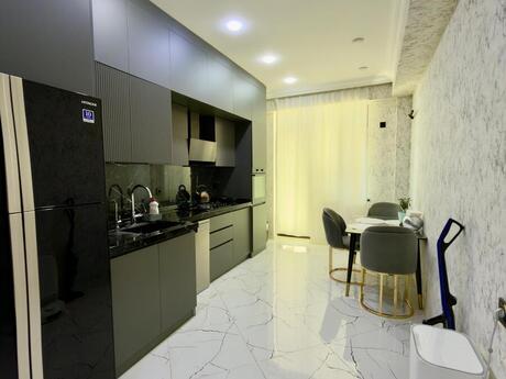 Объявление №6410416 - Баку, Наримановский  р., 3-комн., 120 м², 4/17 этаж