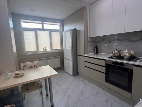 3-room apartment, 80 m², Bakıxanov: 182 000 ₼ 3