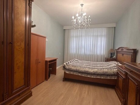 3-room apartment, 80 m², Bakıxanov: 182 000 ₼ 2