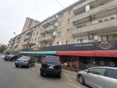 4 otaq · 80 m² · 2/5 mərtəbə, Azadlıq Prospekti