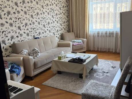 Elan №6410600 - Bakı, Səbail r., 4 otaqlı, 82.7 m², 4/6 mərtəbə