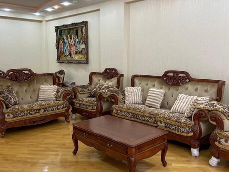 Elan №6410618 - Bakı, Elmlər Akademiyası m., 4 otaqlı, 221 m², 10/17 mərtəbə
