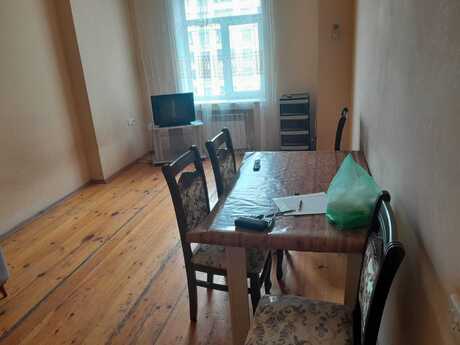 3-room apartment for rent, 80 m², Həzi Aslanov: 600 ₼/mo 3