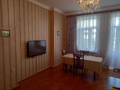 3 otaq · 80 m² · 3/5 mərtəbə, 28 May