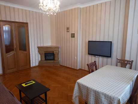 Аренда: 3-комнатная квартира, 80 м², 28 May: 800 ₼/мес 4