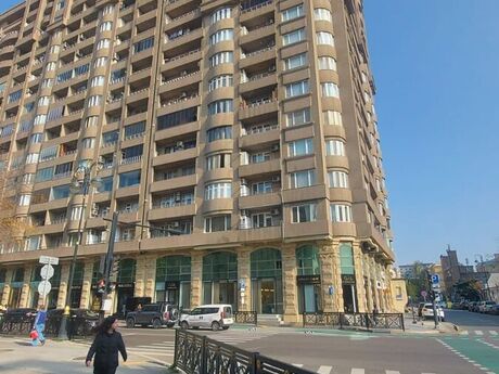 1 rooms · 40 m² · floor 20/20, 28 May