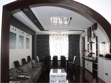 3 rooms · 140 m² · floor 7/16, Badamdar