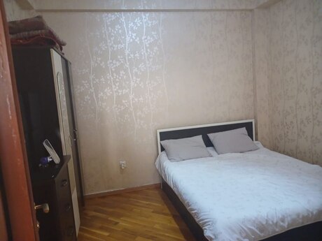 2 otaq · 63 m² · 3/5 mərtəbə, İçəri Şəhər