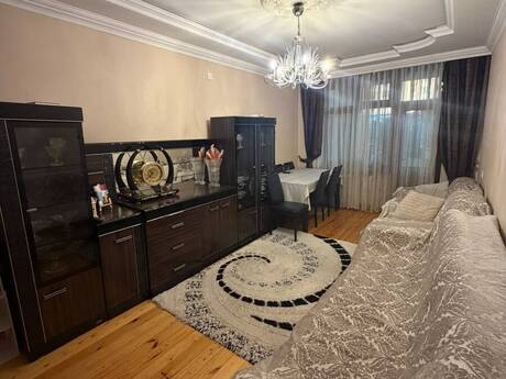 Elan №6410880 - Bakı, Bakıxanov q., 3 otaqlı, 80 m², 4/5 mərtəbə