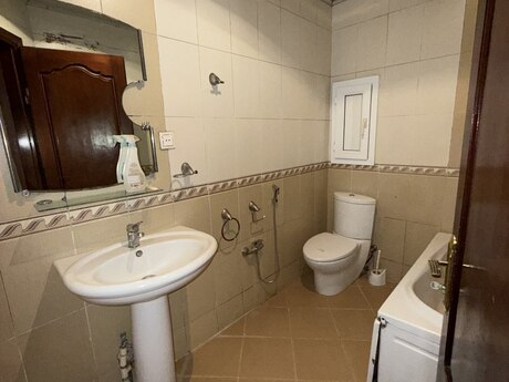 Аренда: 3-комнатная квартира, 100 м², Həzi Aslanov: 550 ₼/мес 5