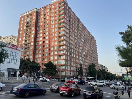 Объявление №6410976 - Баку, м. Мемар Аджеми, 2-комн., 97 м², 6/17 этаж