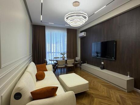 Elan №6411014 - Bakı, Şah İsmayıl Xətai m., 2 otaqlı, 85 m², 9/16 mərtəbə