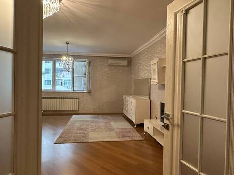 Kirayə 3 otaqlı mənzil, 100 m², Nəriman Nərimanov: 999 ₼/ay 3