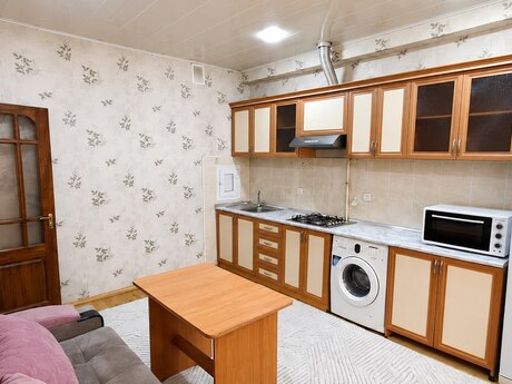 Аренда: 3-комнатная квартира, 125 м², Həzi Aslanov: 800 ₼/мес 4