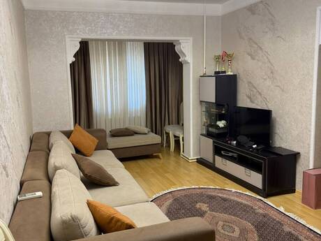 Elan №6411094 - Bakı, Nərimanov r., 2 otaqlı, 72 m², 4/9 mərtəbə