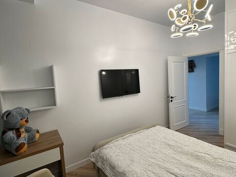 Kirayə 3 otaqlı mənzil, 115 m², İnşaatçılar: 1 050 ₼/ay 3