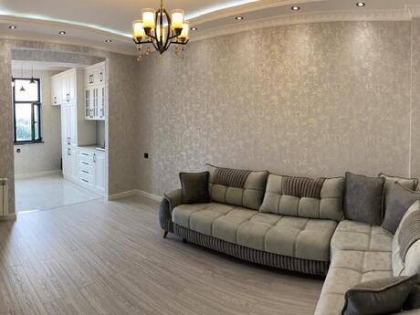 3-room apartment for rent, 90 m², Qara Qarayev: 1 100 ₼/mo 2