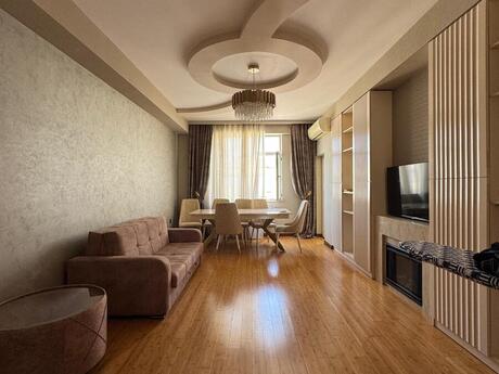 Kirayə 3 otaqlı mənzil, 140 m², İnşaatçılar: 1 150 ₼/ay 3
