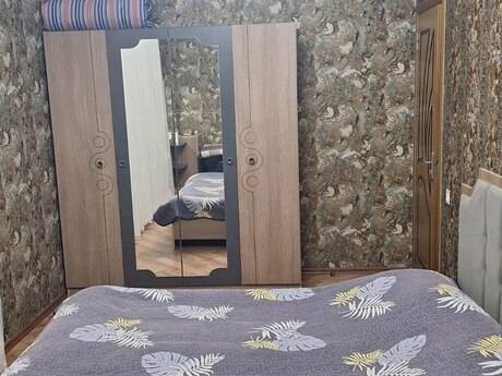 Аренда: 4-комнатная квартира, 120 м², İnşaatçılar: 1 000 ₼/мес 4