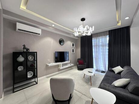 Kirayə 3 otaqlı mənzil, 130 m², Ağ şəhər: 2 500 ₼/ay 3