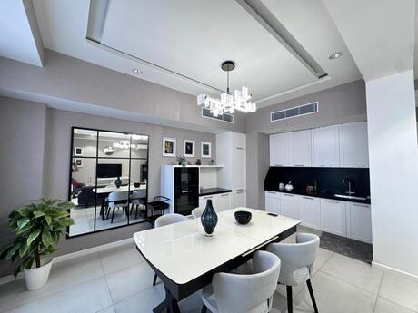 Kirayə 3 otaqlı mənzil, 130 m², Ağ şəhər: 2 500 ₼/ay 4