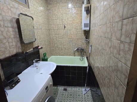 Kirayə 3 otaqlı mənzil, 91 m², Memar Əcəmi: 750 ₼/ay 3