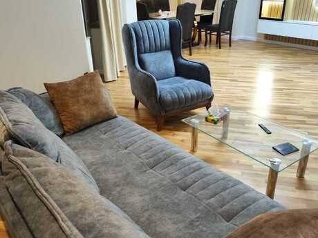 Kirayə 3 otaqlı mənzil, 125 m², İçəri Şəhər: 2 000 ₼/ay 4