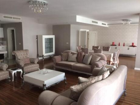 Kirayə 5 otaqlı mənzil, 280 m², Port Baku Residence: 5 000 ₼/ay 4