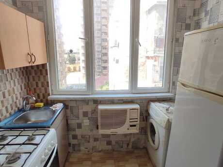 1 otaqlı mənzil, 38 m², 28 May: 135 000 ₼ 4