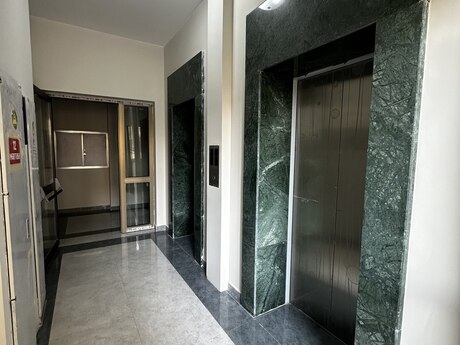 3 otaqlı mənzil, 270 m², Nizami: 380 000 ₼ 2